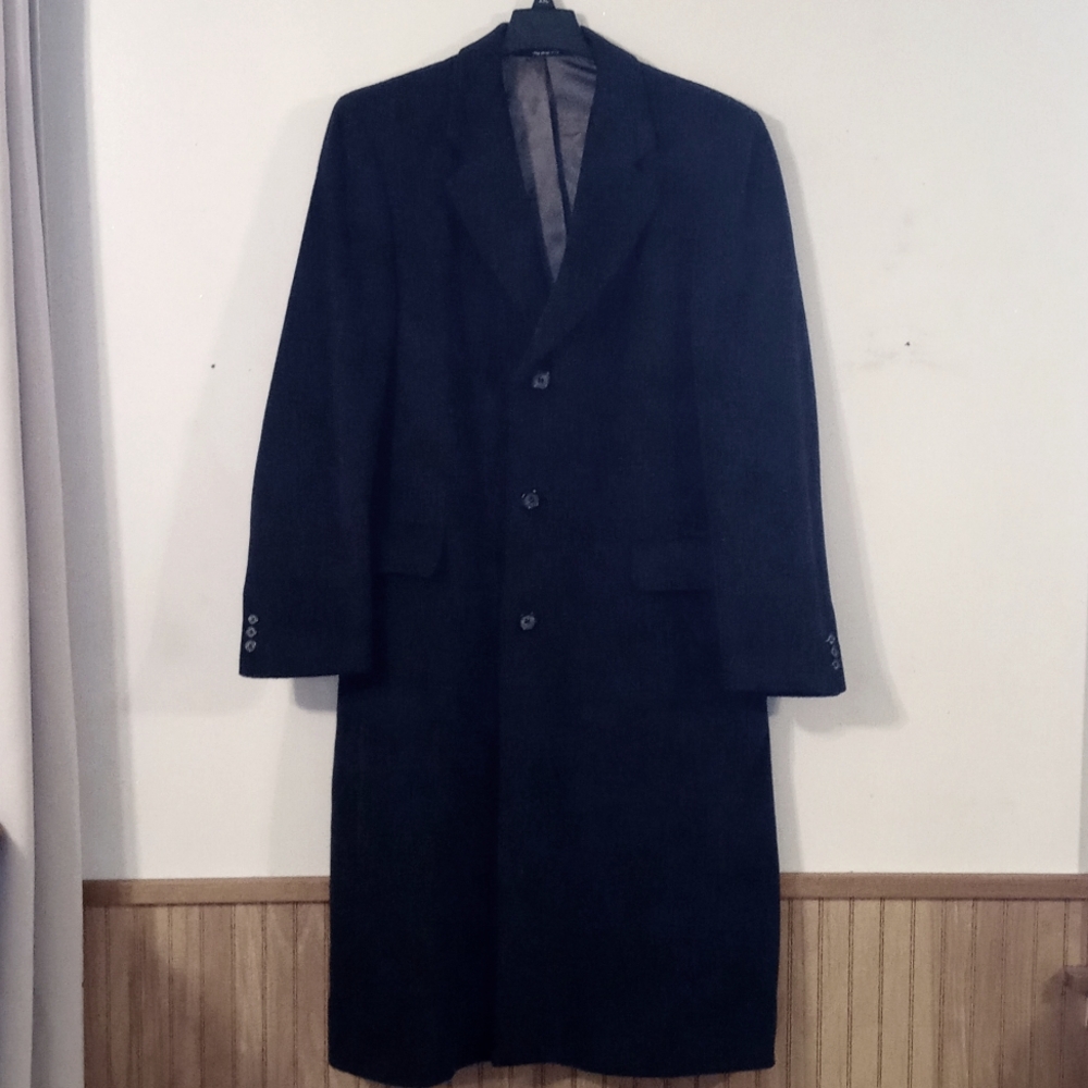 EGON VON FURSTENBERG FOR MEN SIZE LARGE BLACK WOOL AND CASHMERE COAT